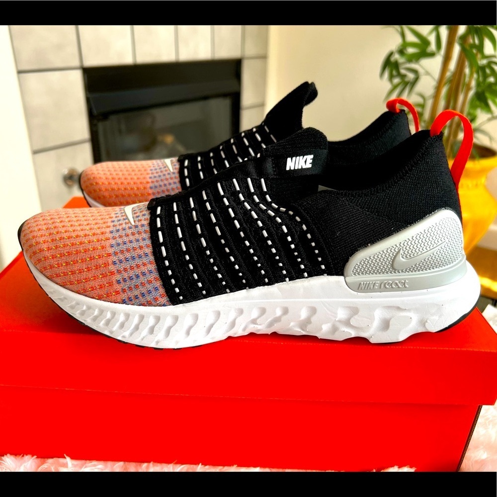 Brand New, Nike React Phantom Run FK 2